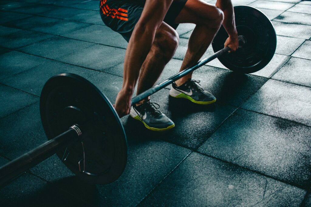 Circuit training dengan battling rope dan dilanjutkan dengan push up